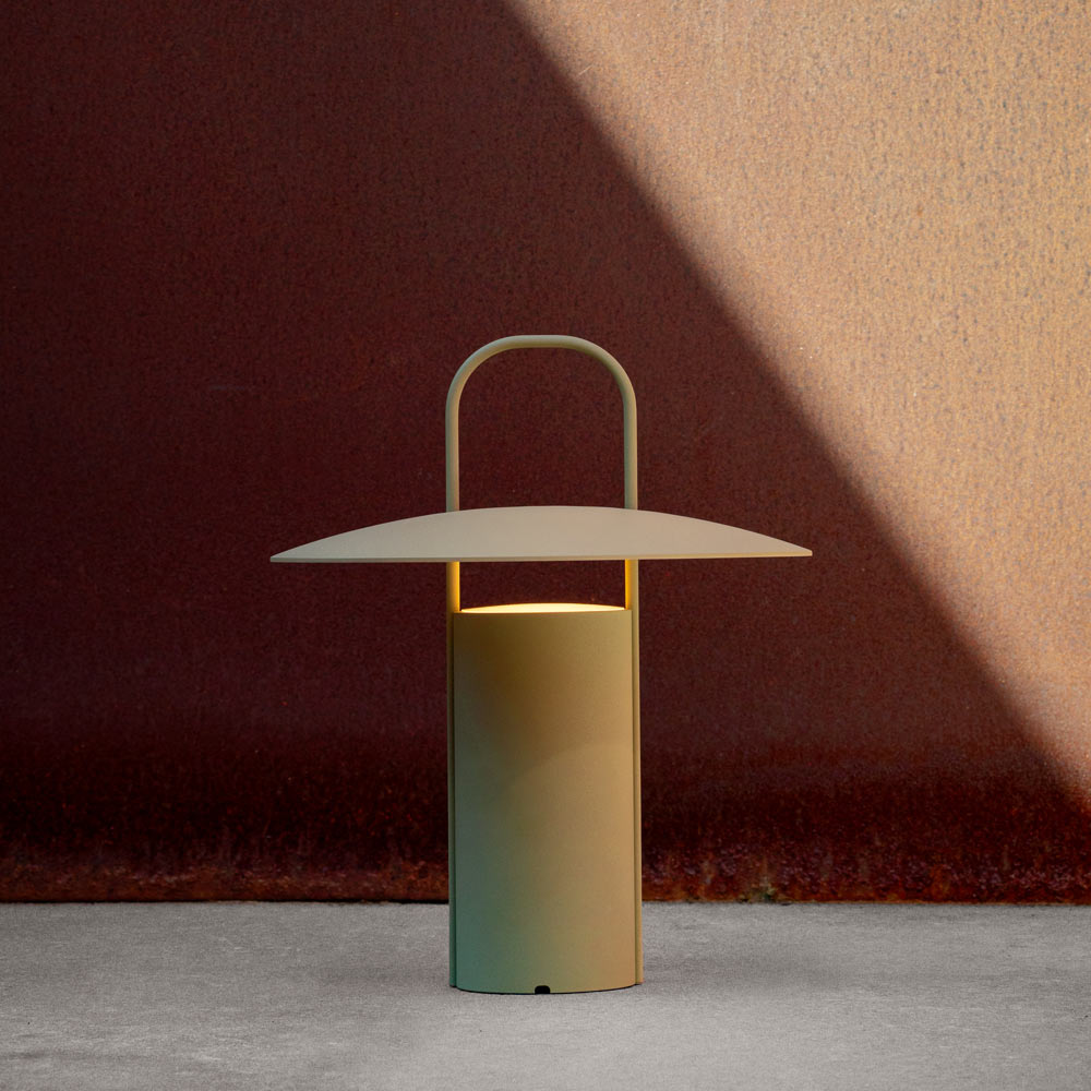 Ray LED Rechargeable Table Lamp in Detail.