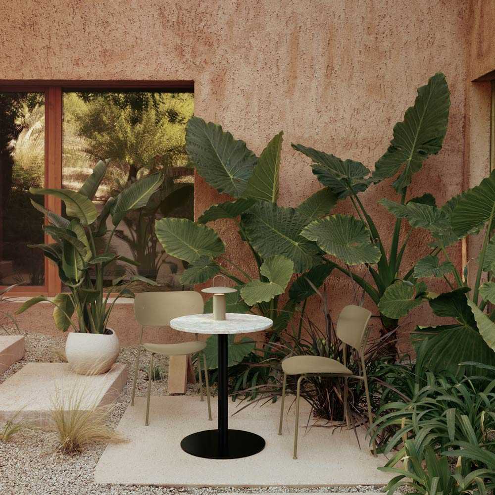 Ray LED Rechargeable Table Lamp in Outside Area.