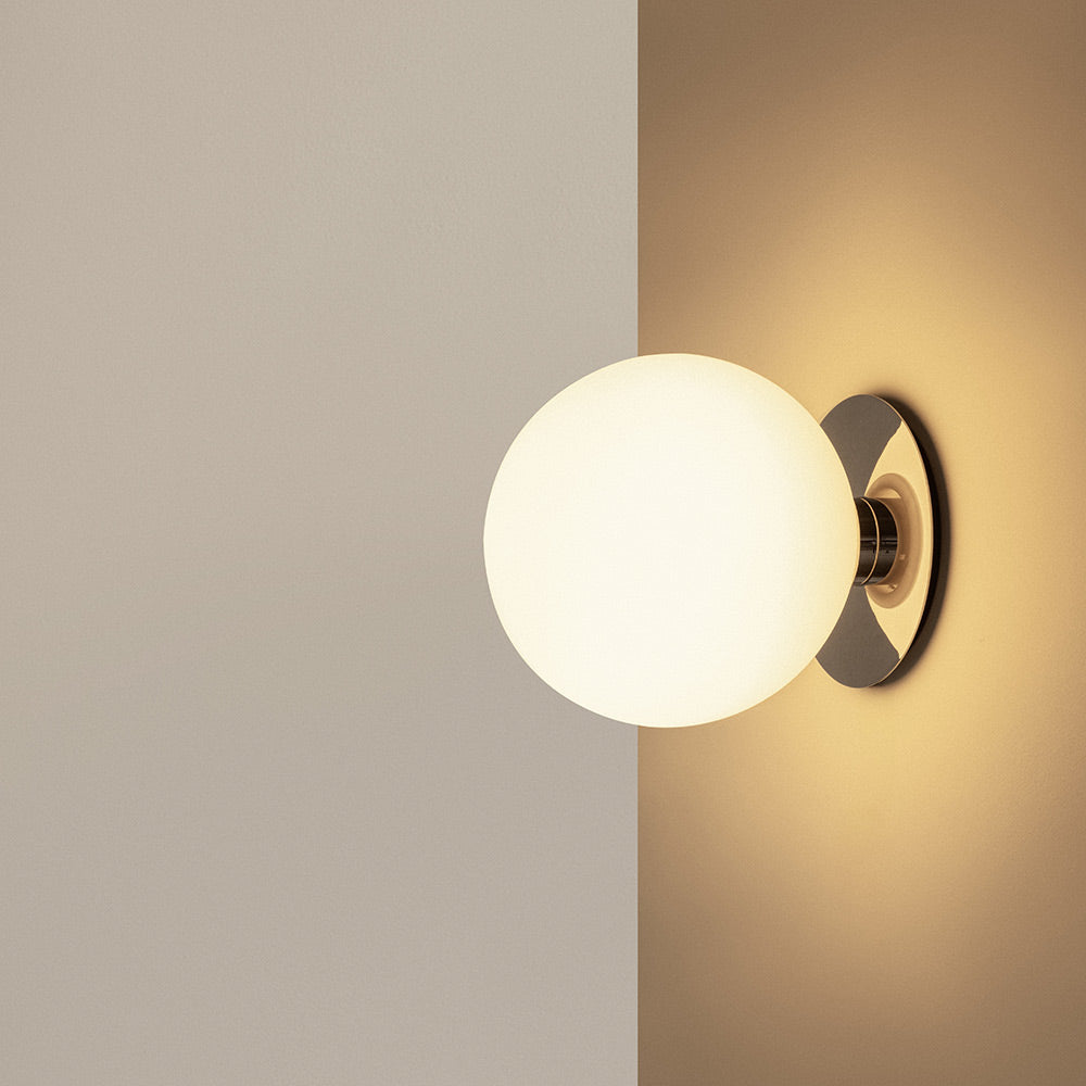TR Ceiling / Wall Light in Detail.