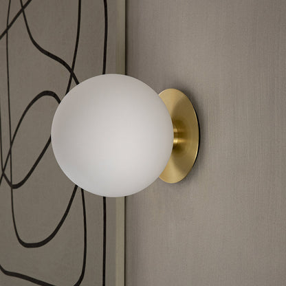 TR Ceiling / Wall Light in Detail.
