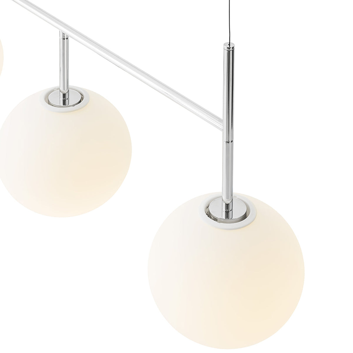 TR Linear Pendant Light in Detail.