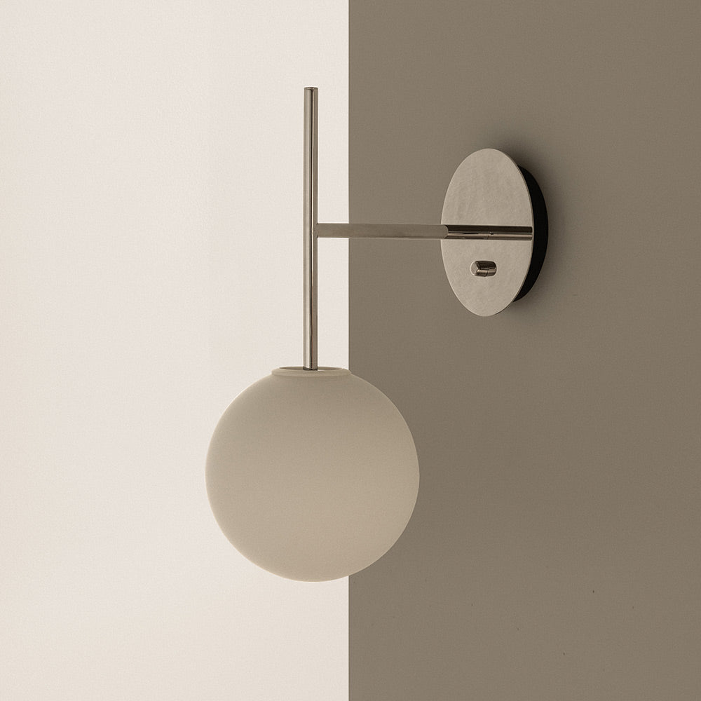 TR Wall Light in Detail.