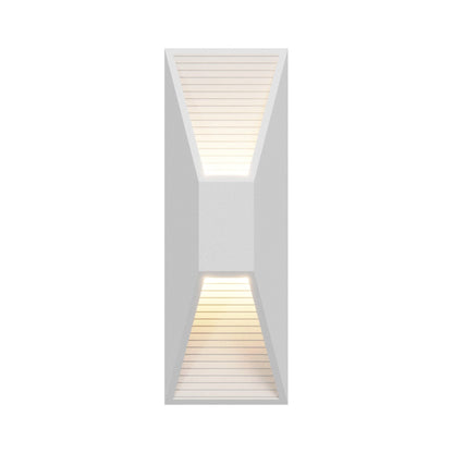 Parker HF1377 Wall Light in Detail.