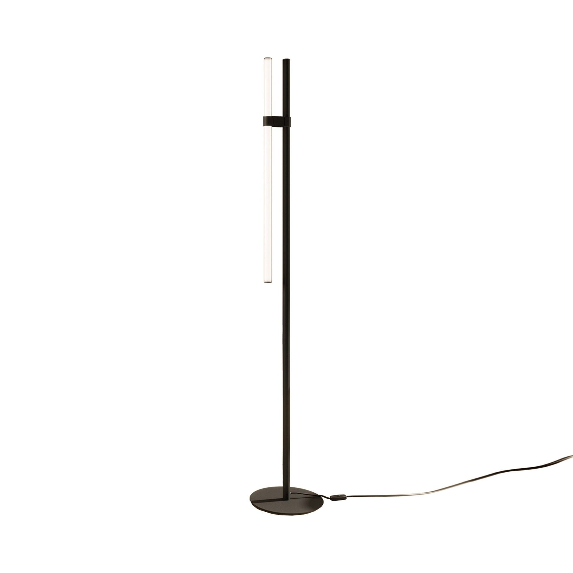 Paralela LED Floor Lamp in Black.