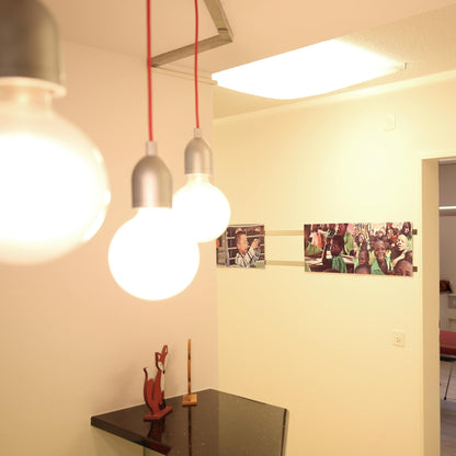 Ilde S1 Pendant Light in living room.