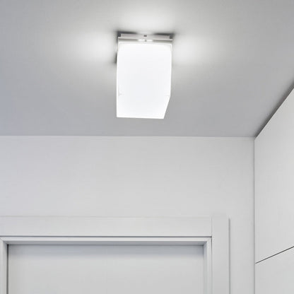 Q. Bo LED Ceiling / Wall Light in Detail.
