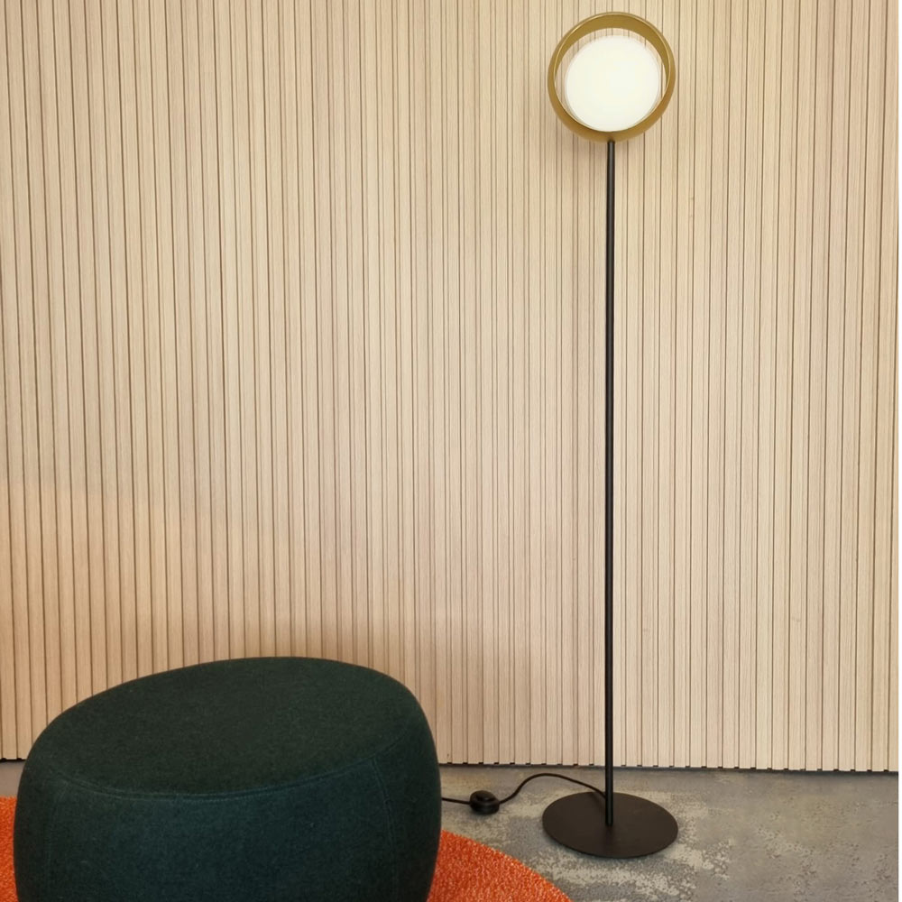 Ring Floor Lamp in Detail.