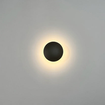 Soft Indirect Outdoor LED Wall Light in Detail.