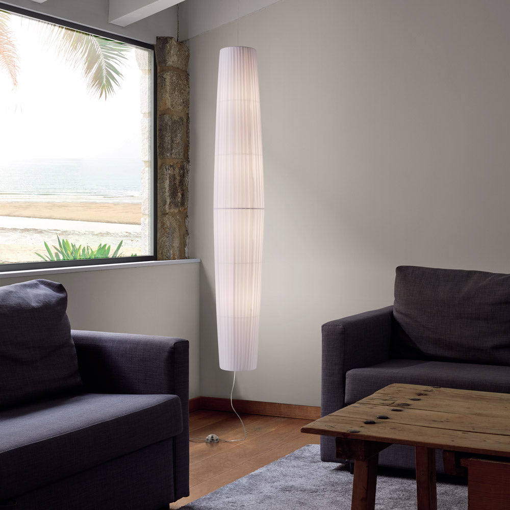 Maxi Pendant Light in living room.