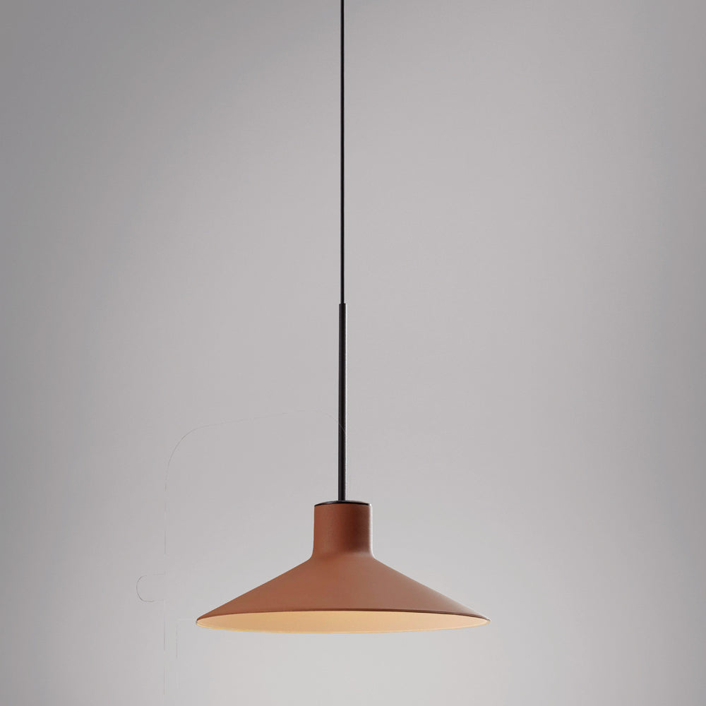 Platet Pendant Light in Detail.