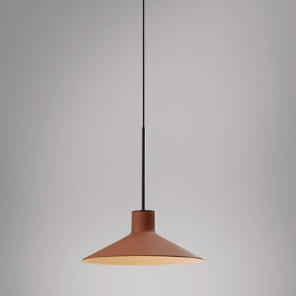 Platet Pendant Light in Detail.