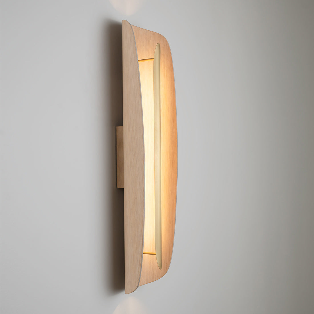 Grata Wall Light in Detail.