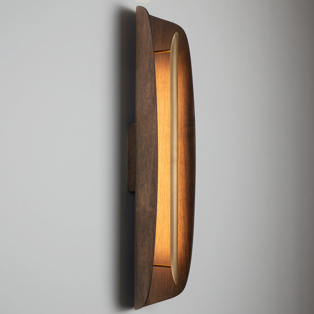 Grata Wall Light in Detail.