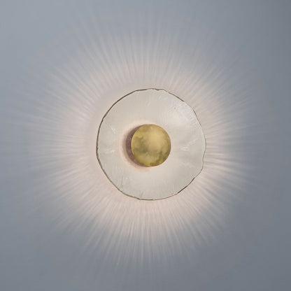 Inviso Wall Light in Walnut (Mottled Brass).
