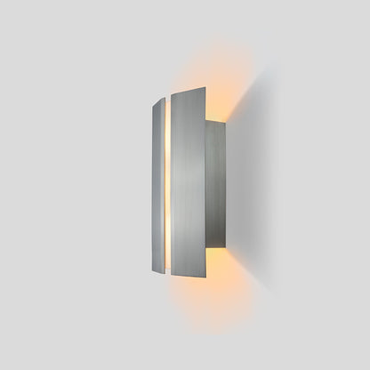 Rima Outdoor LED Wall Light in detail.
