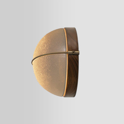 Sona Wall Light in Detail.