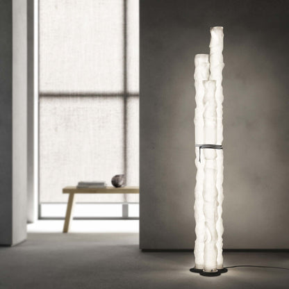 Baggy LED Trio Floor Lamp in Detail.