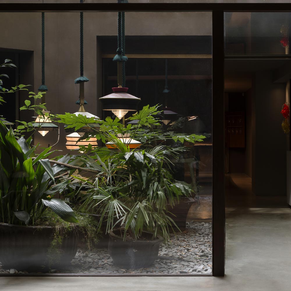 Calypso Martinique Outdoor Pendant Light in living room.