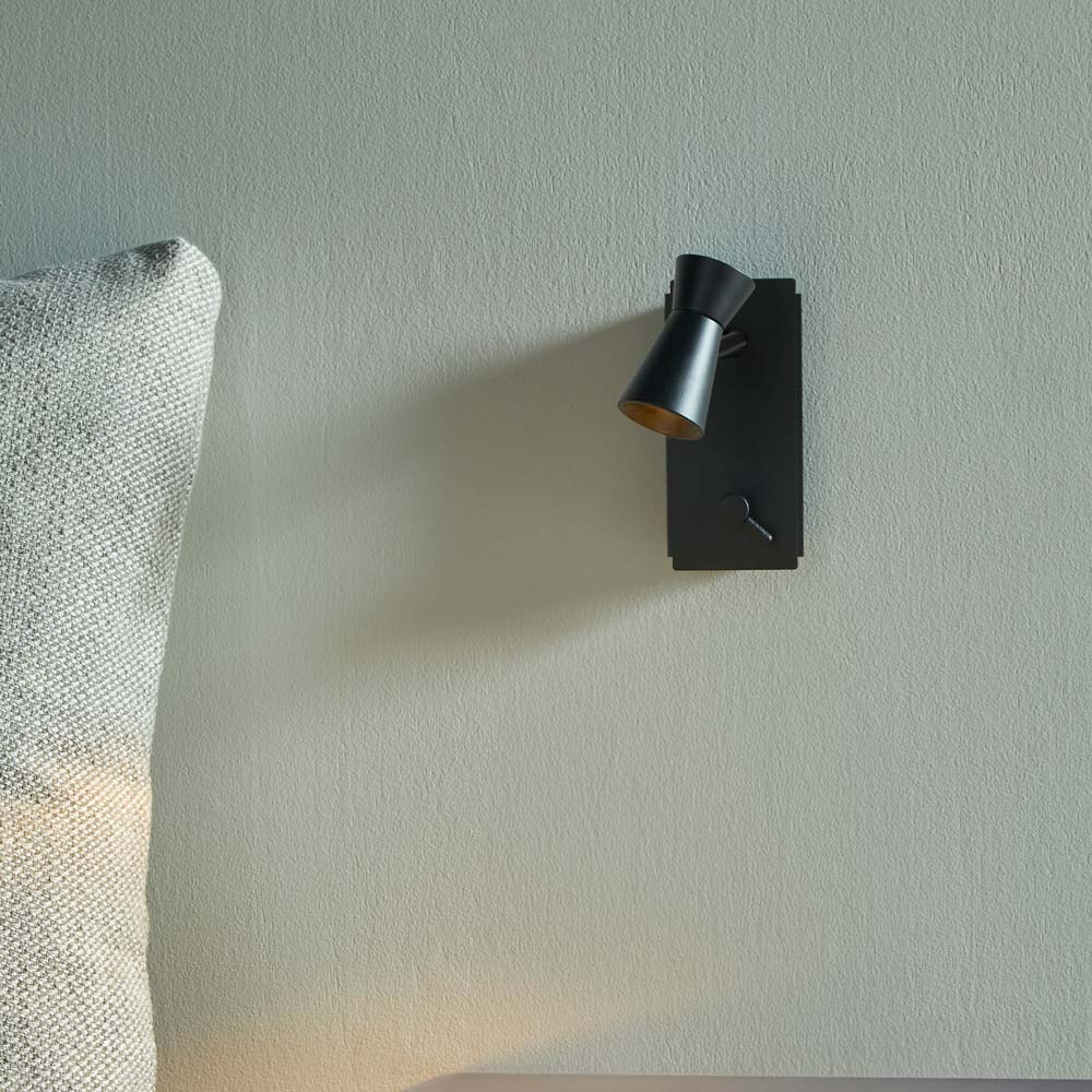 G+T LED Reading Wall Light in Detail.