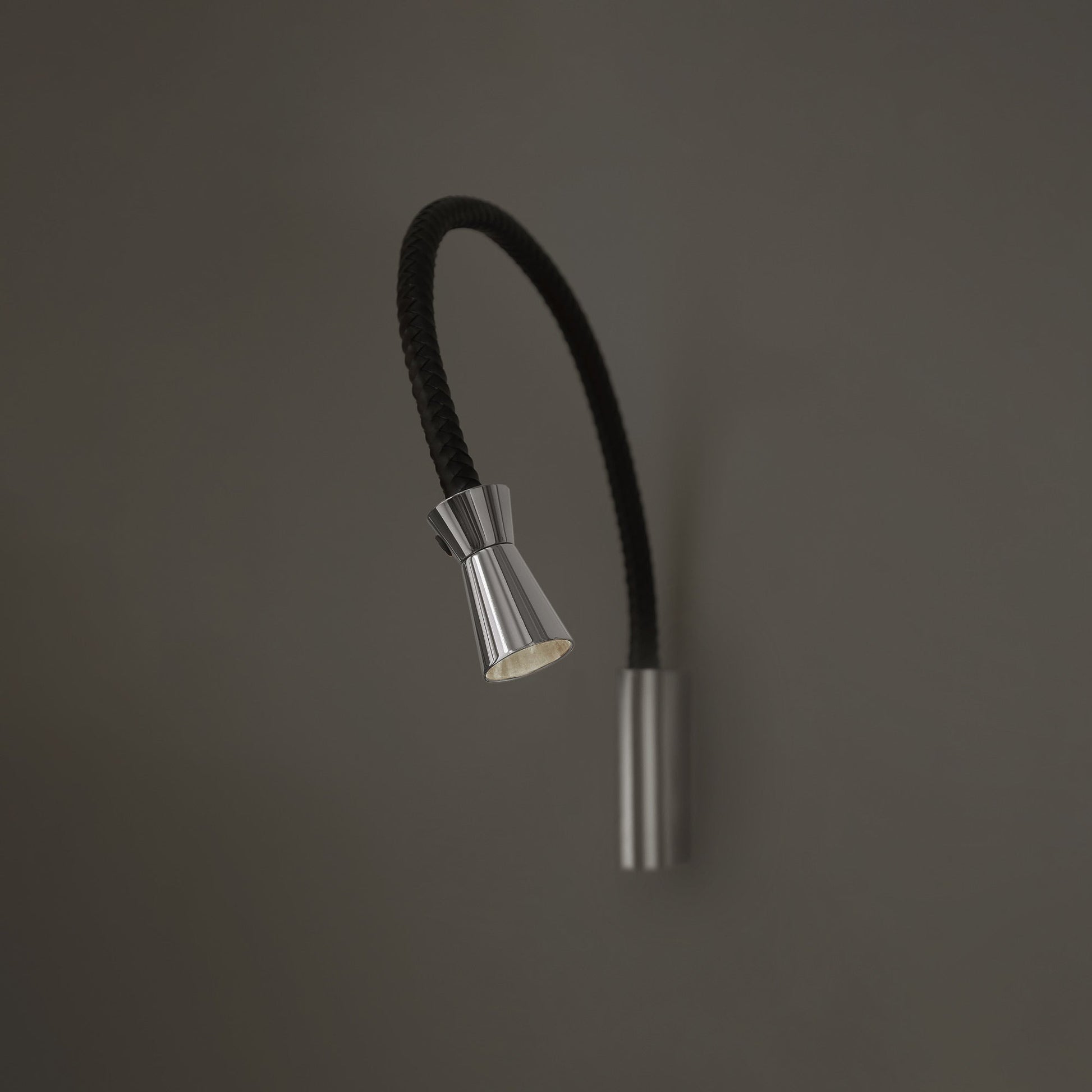 G+T LED Wall Light in Detail.