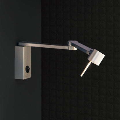 Manhattan LED Wall Light in Detail.