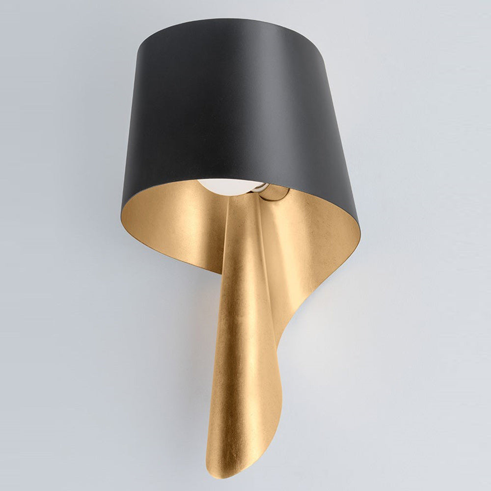 Lucia Wall Light in Detail.