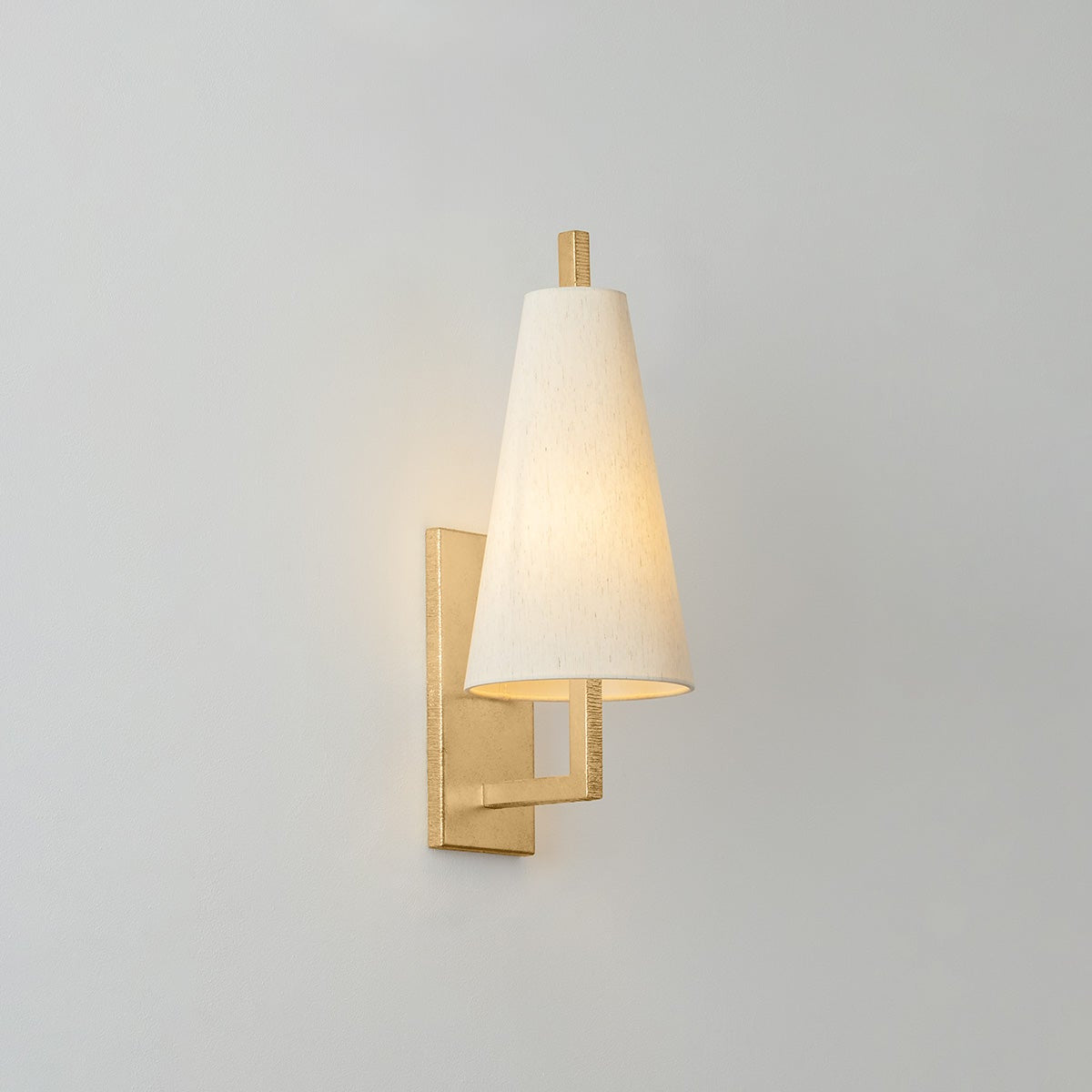 Tirana Wall Light in Detail.