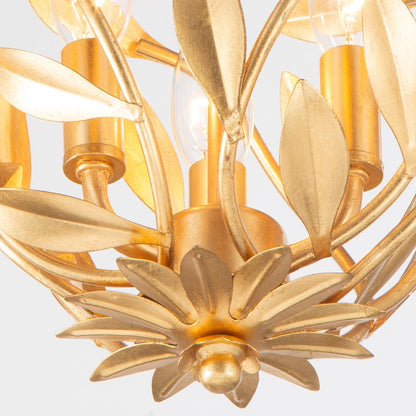Broche 565 Chandelier in Detail.