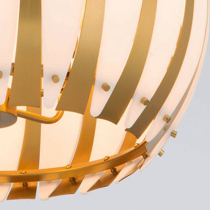 Daria Chandelier in Detail.