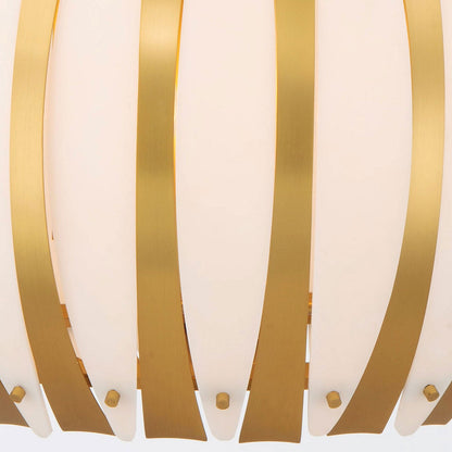 Daria Chandelier in Detail.