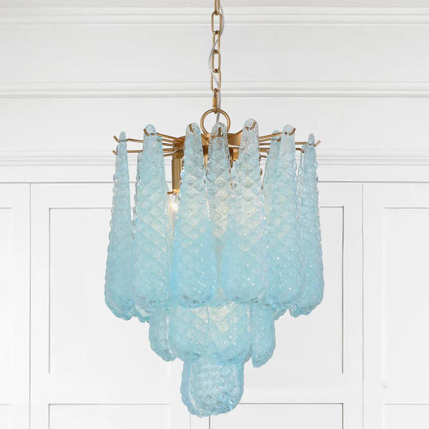 Ollie Pendant Light in Detail.