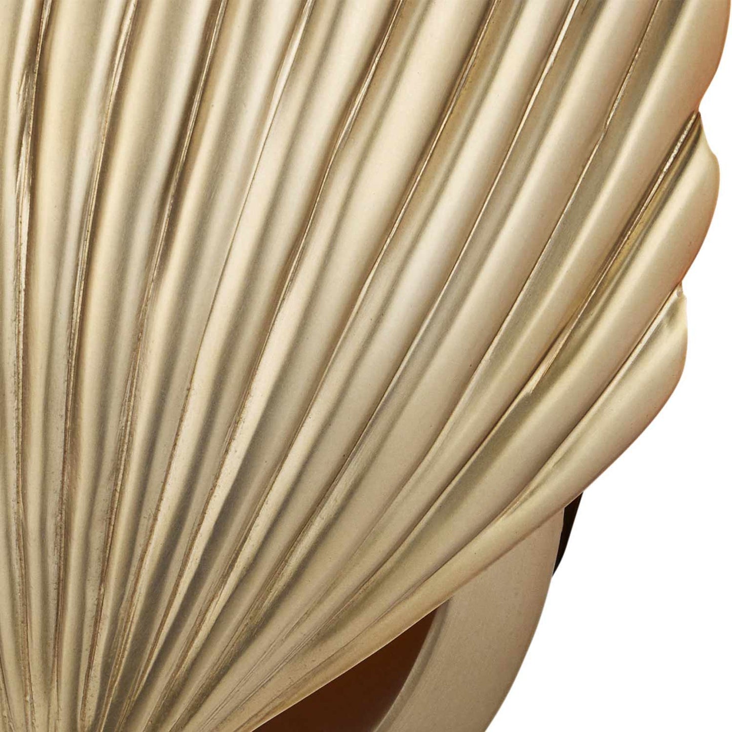 Alexine Wall Light in Detail.