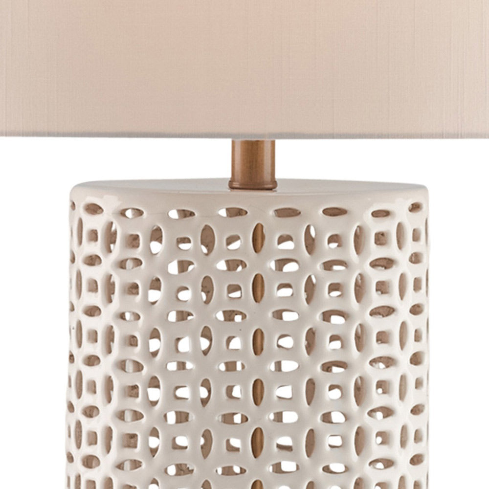 Bellemeade Table Lamp in Detail.