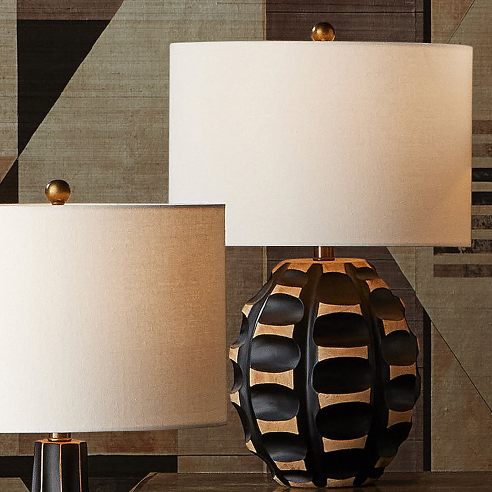 Betel Table Lamp in Detail.