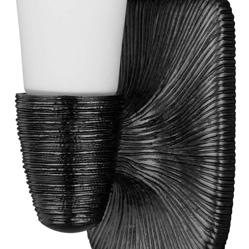 Bonaz Bath Wall Light in Detail.