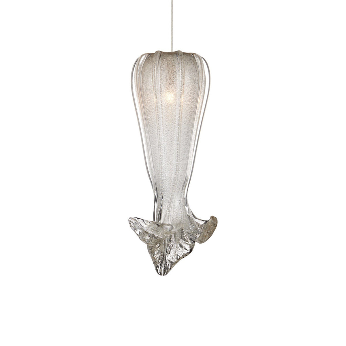 Calmar Pendant Light in Detail.