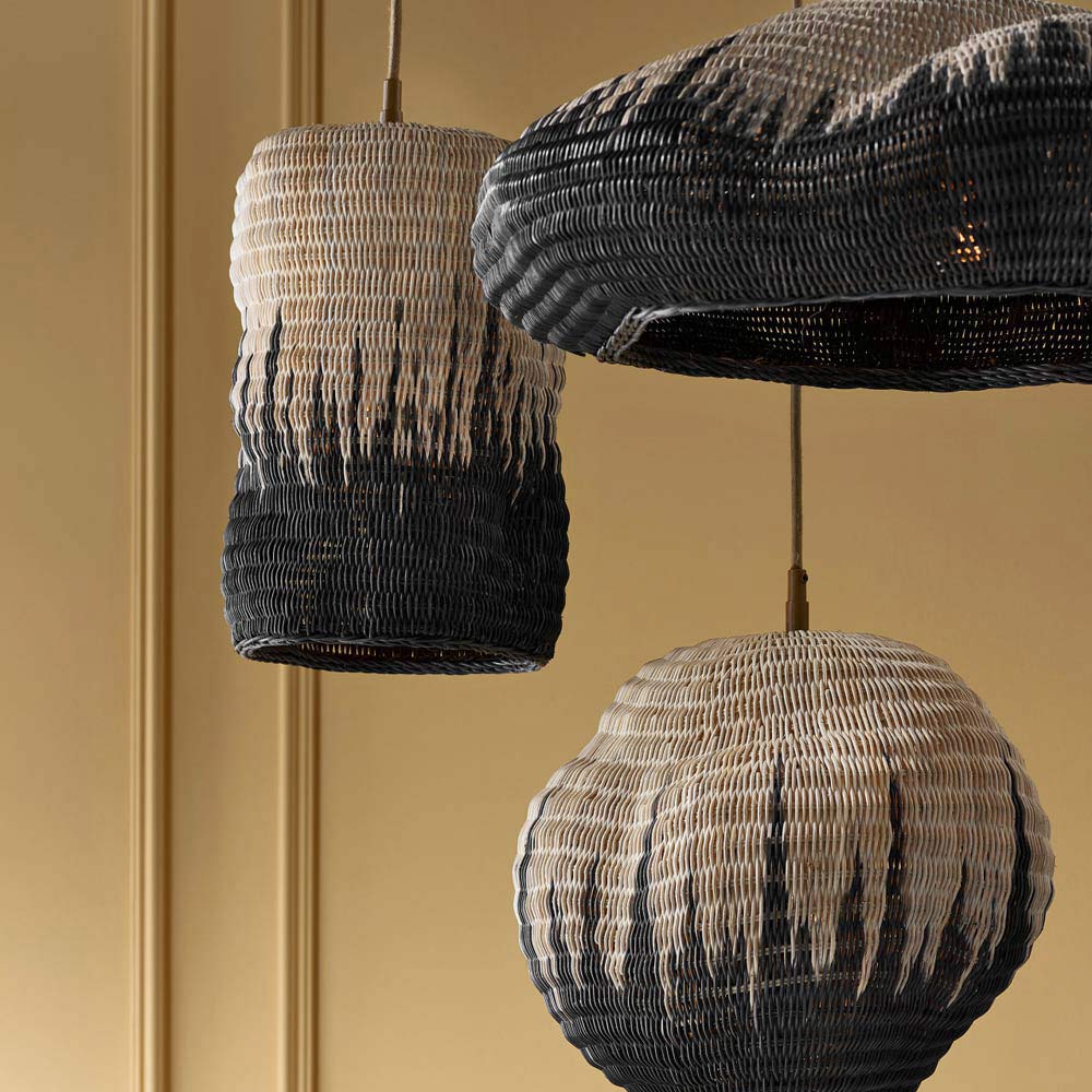 Comme Des Paniers Pendant Light in Detail.