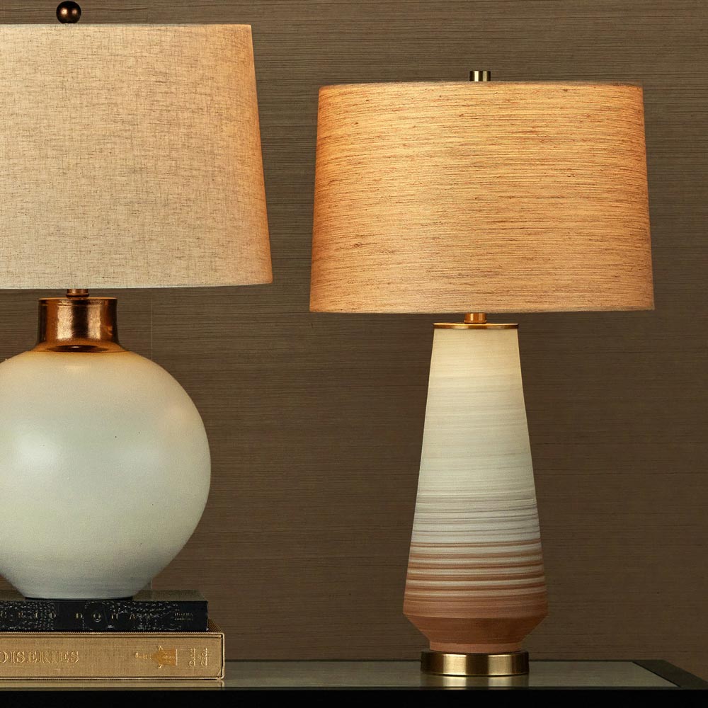 Geologie Table Lamp in Detail.