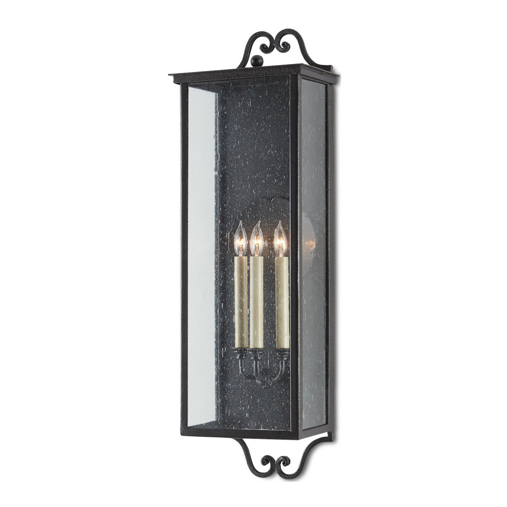 Giatti Outdoor Wall Light in Detail.