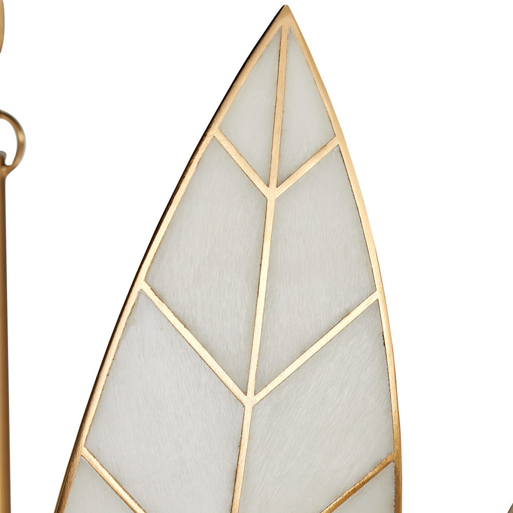 Lamina Chandelier in Detail.