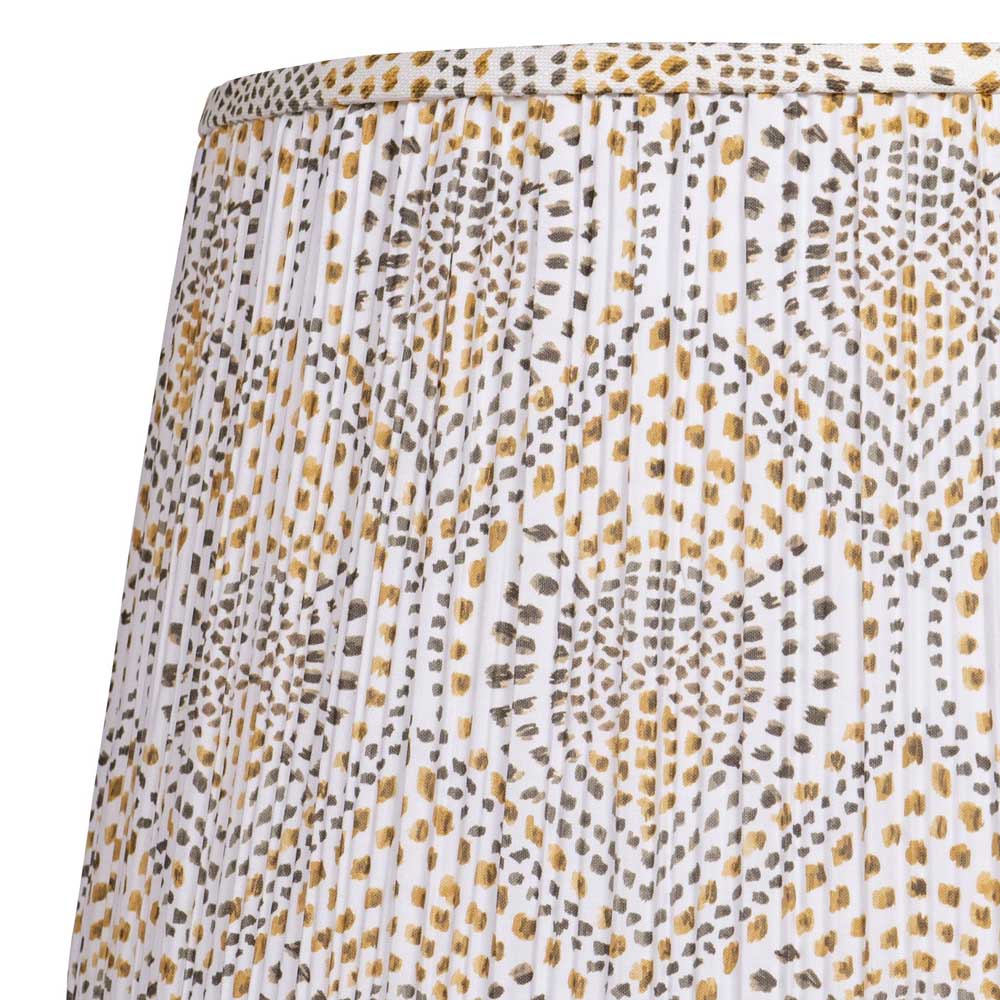Lenore Shade in Detail.