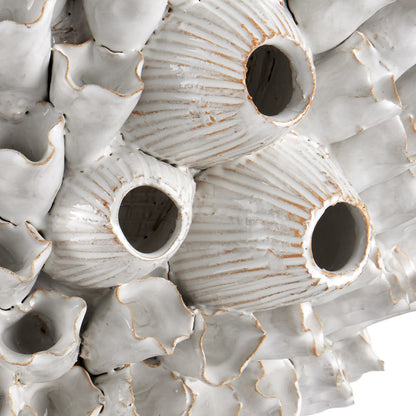 Manitapi Table Lamp in Detail.