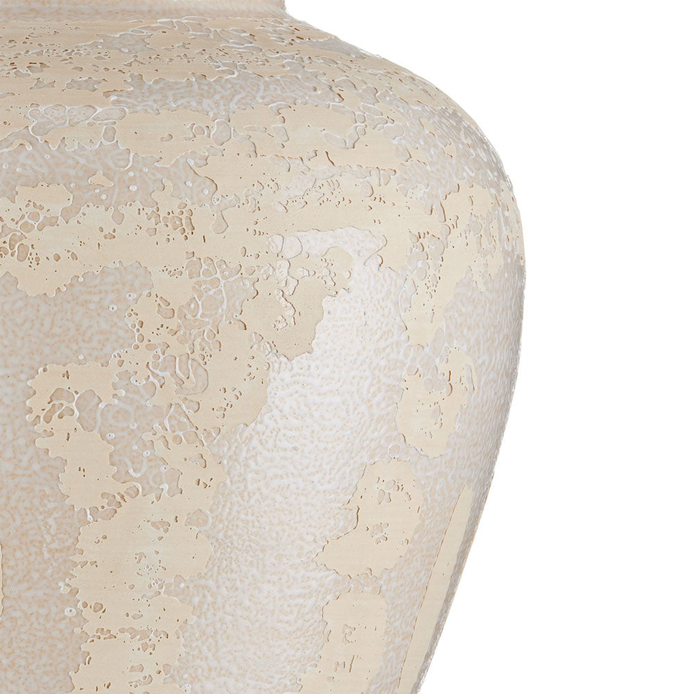 Mimi Table Lamp in Detail.