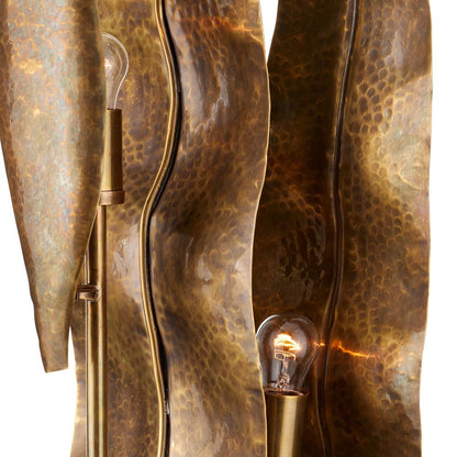 Musa Floor Lamp in Detail.