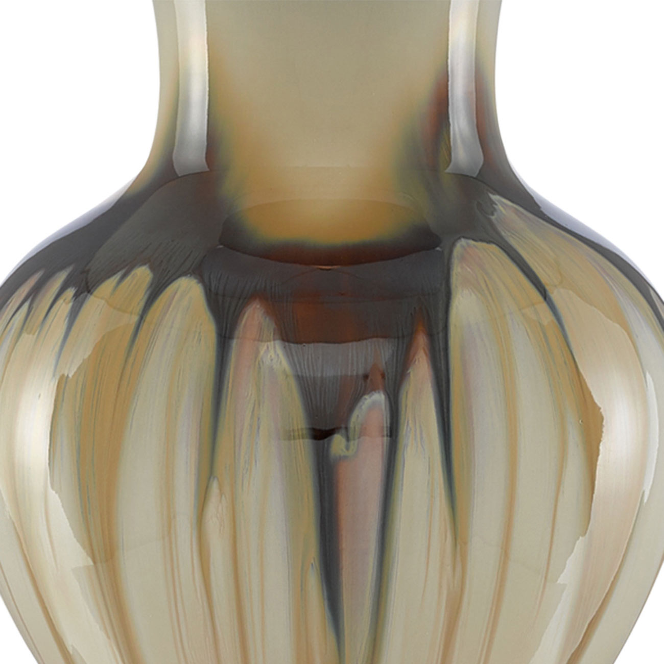 Muscadine Table Lamp in Detail.