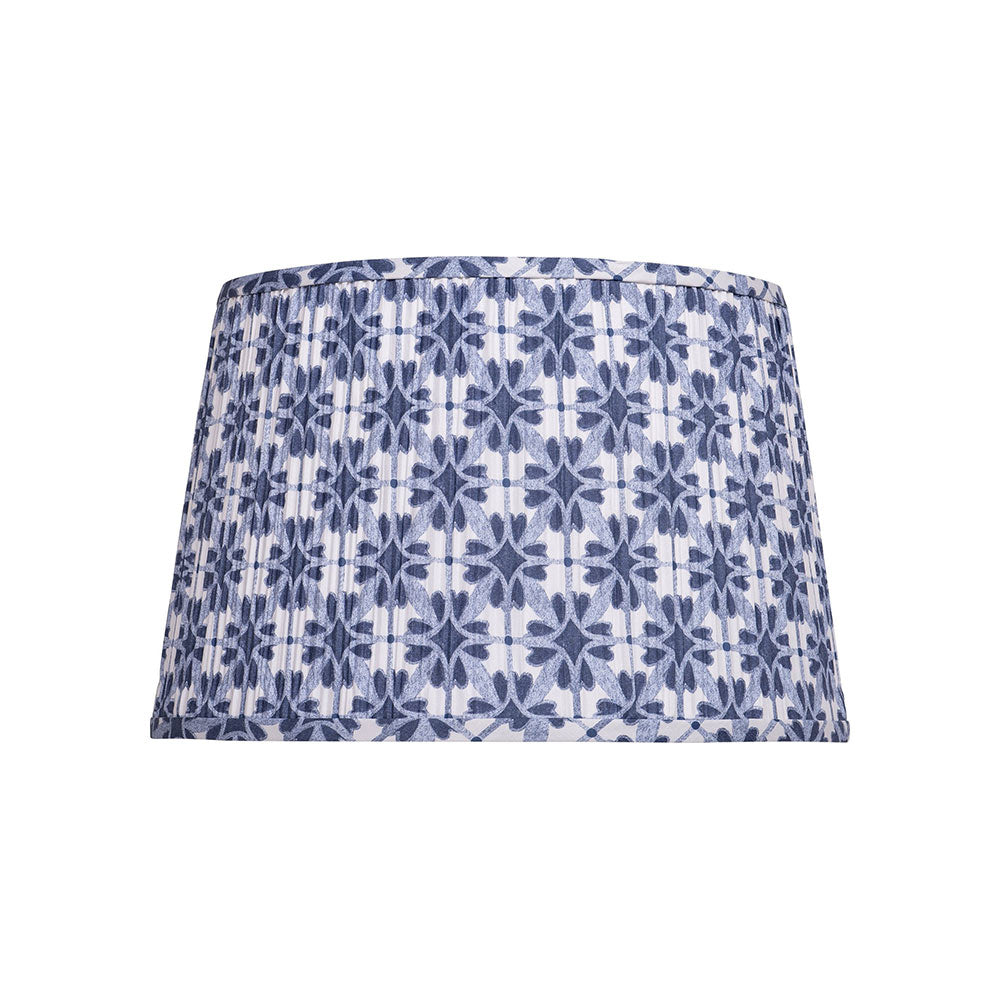 Pembrook Shade in Detail.