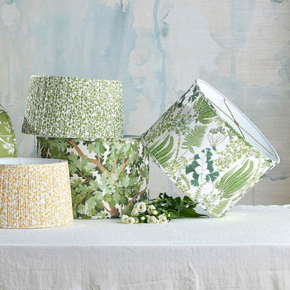 Theodora Shade in Detail.