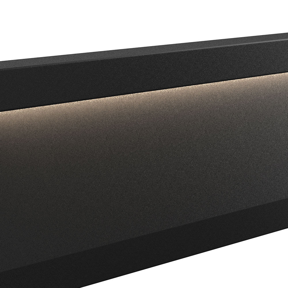 Rise LED Step Light in Detail.