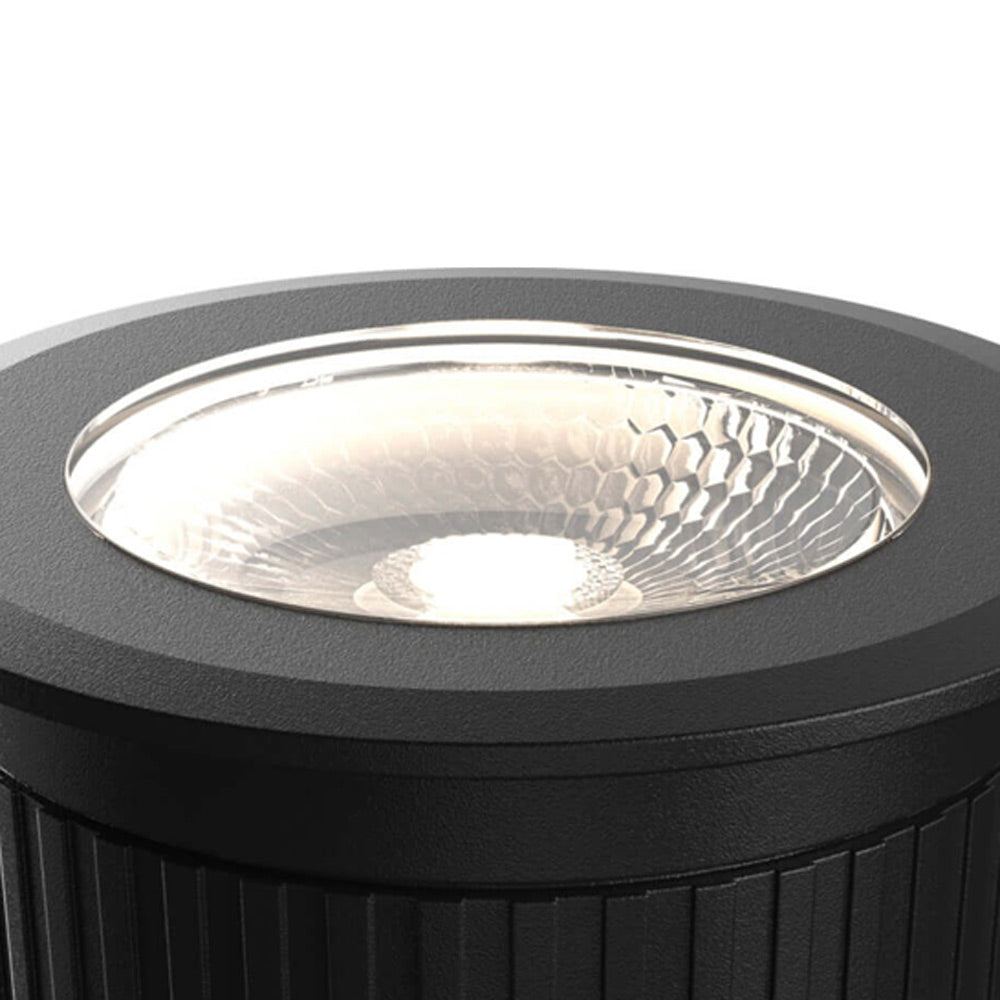 Sol LED Well Light in Detail.