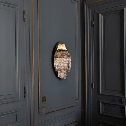 Lampe C LED Wall Light in Detail.